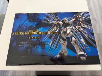Gundam strike freedom ZGMF-X20A perfect grade PG