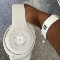 Over Ear Beats By Dre