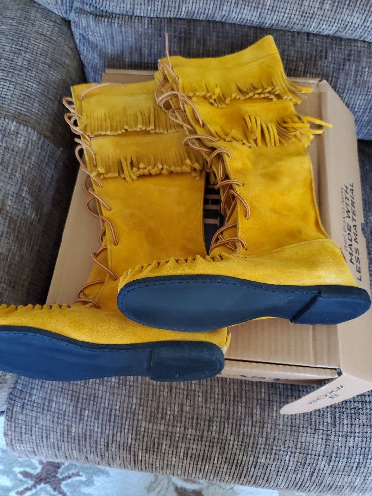 Ladies Tall Boot Moosehide Moccasins