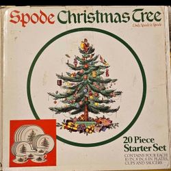 54 Spode Christmas Dinner Set Made In England