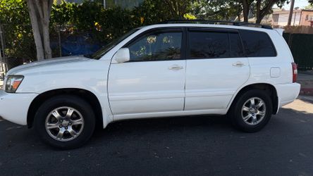 2006 TOYOTA HIGHLANDER