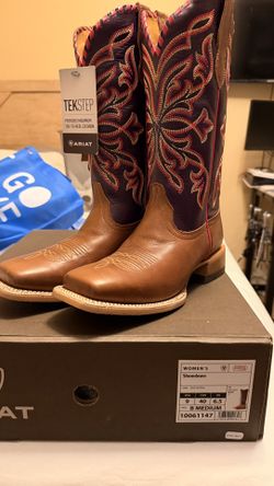 Ariat Womens’s Showdown Boots