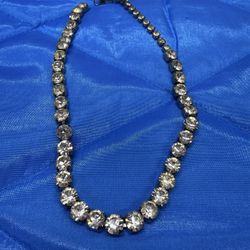 Vintage Rhinestone Necklace Gunmetal Graduated Stones 14” As Is