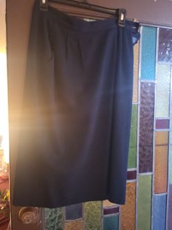 Black skirt