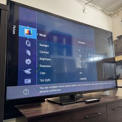 Samsung EH6000 series 65" 1080p 120Hz LED HDTV Perfect Working Condition 