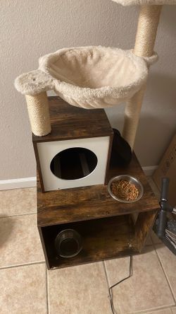 Cat tree