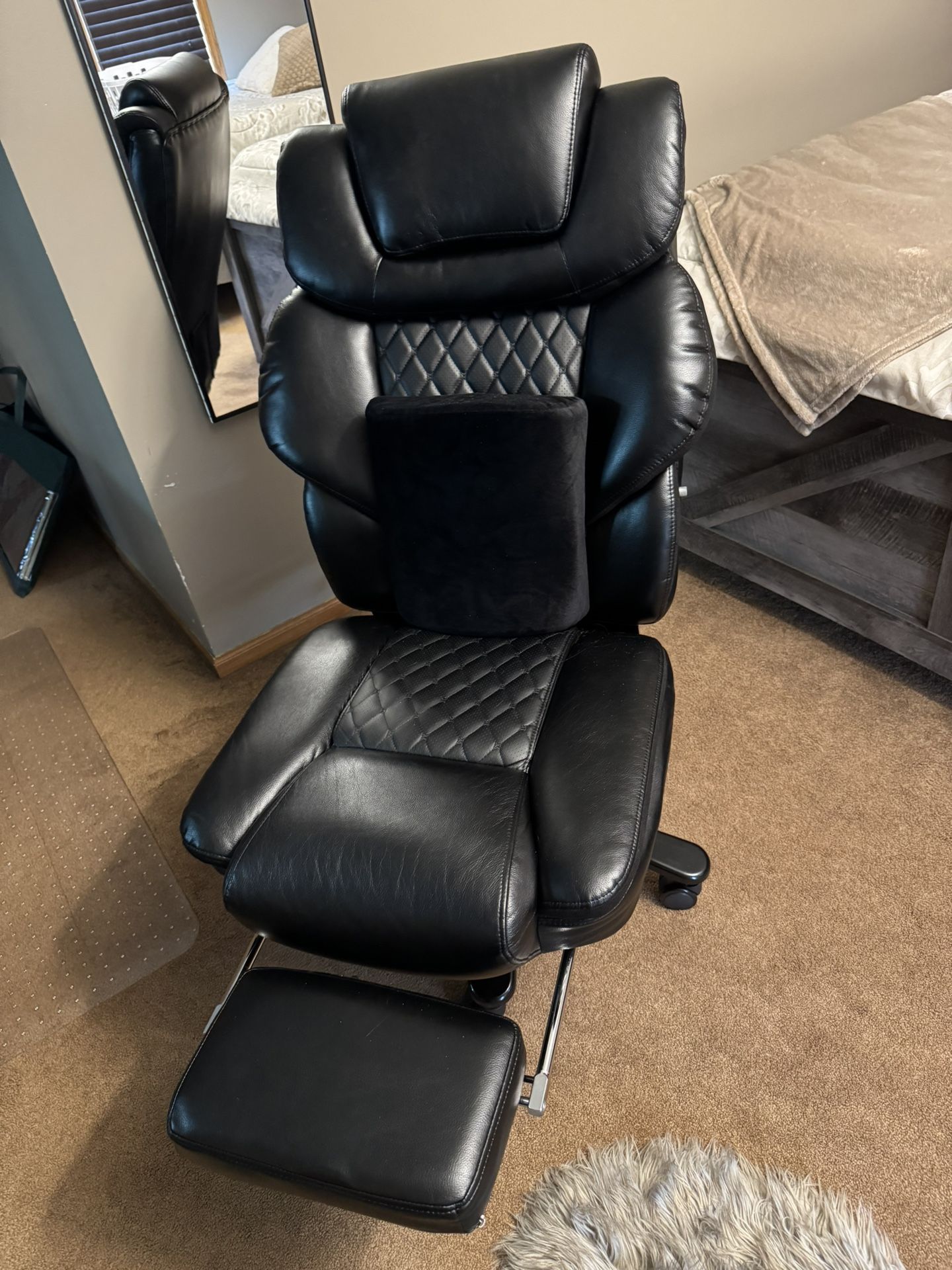 Full Recline Massage Desk Chair