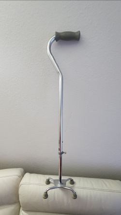 Adjustable Quad Cane – Great Condition, Left or Right Hand Use