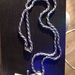 Sterling Silver Chain With Ankh 32 Grams 