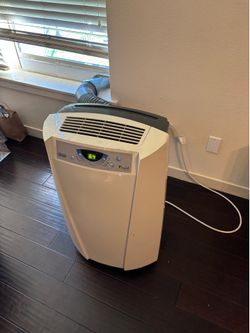 De’Longhi Pinguino portable air conditioner