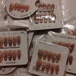 Nail Bundle
