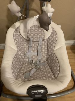 Graco Swing (Pristine Condition)