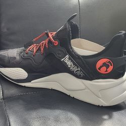 Size 11 PUMA Thundercats Sneaker