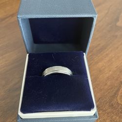 NEW Men  Wedding Ring Size 10.5
