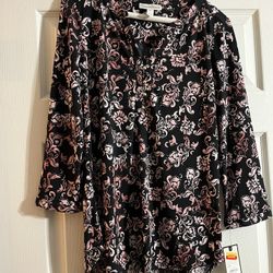 NWT Womens Size S Top