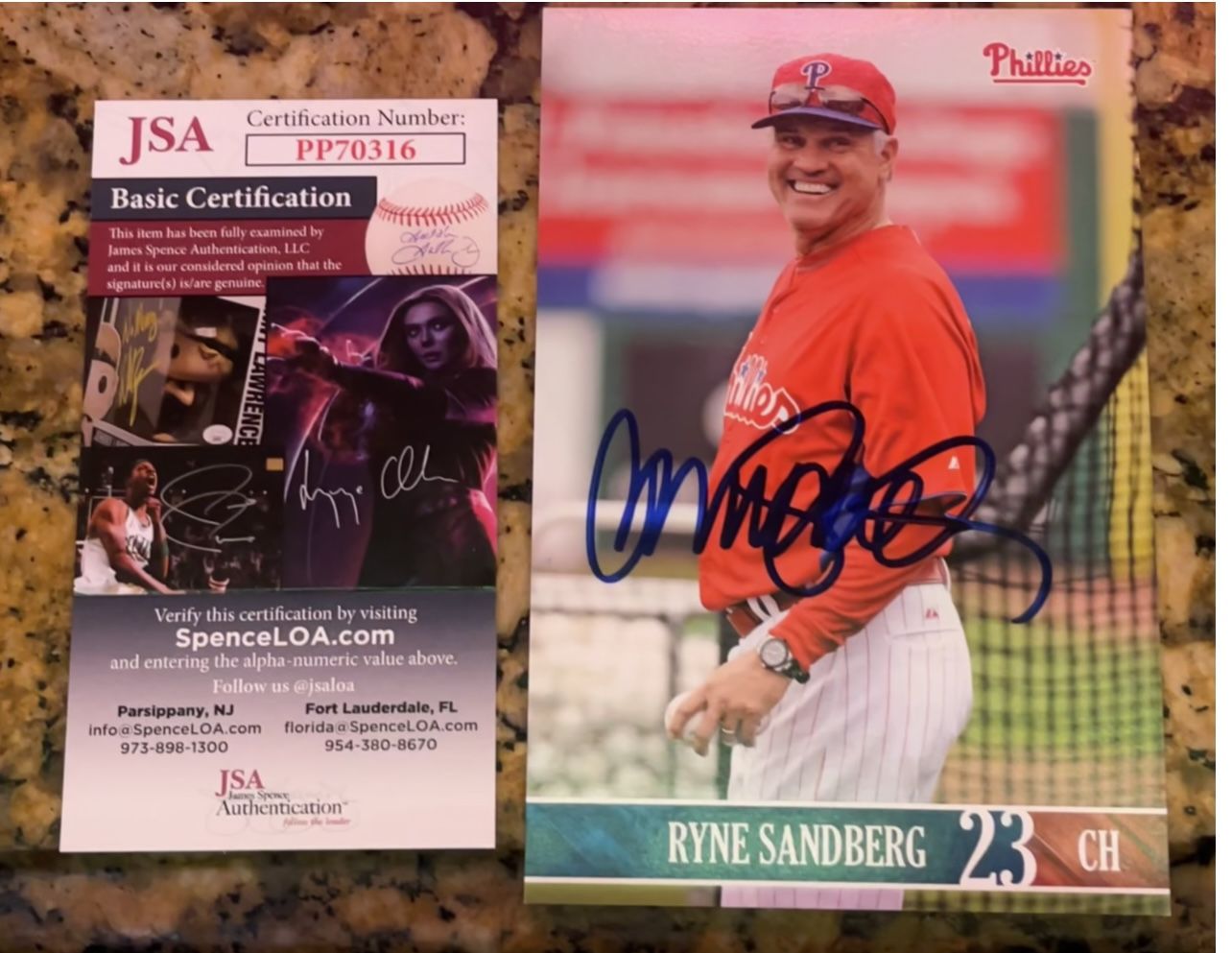JSA COA RYNE SANDBERG SIGNED SMALL PHILLIES STAT CARD