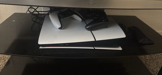 Ps5 and 35 inch smart tv