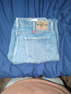The size is 34x32