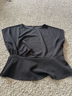 Black Sleeveless Top