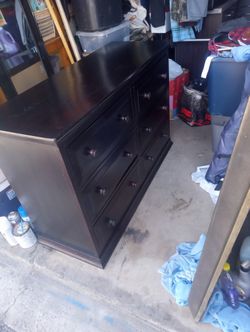 6 Drawer Dresser 