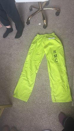 Pants green