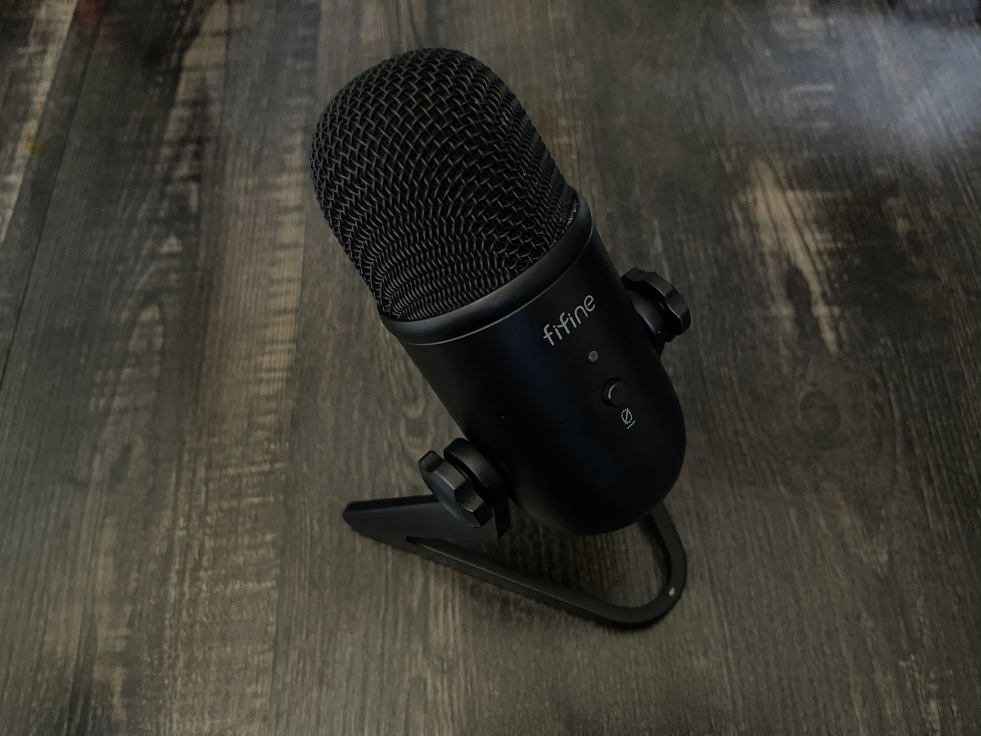 FIFINE USB Podcast Microphone for Recording Streaming