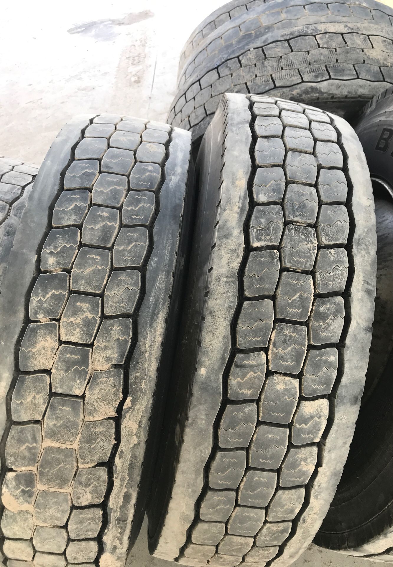 295/75/22.5