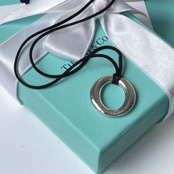 Tiffany & Co. Elsa Peretti Sevillana Pendant $775 NEW