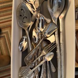 Small Lot Of Collectable Silverware