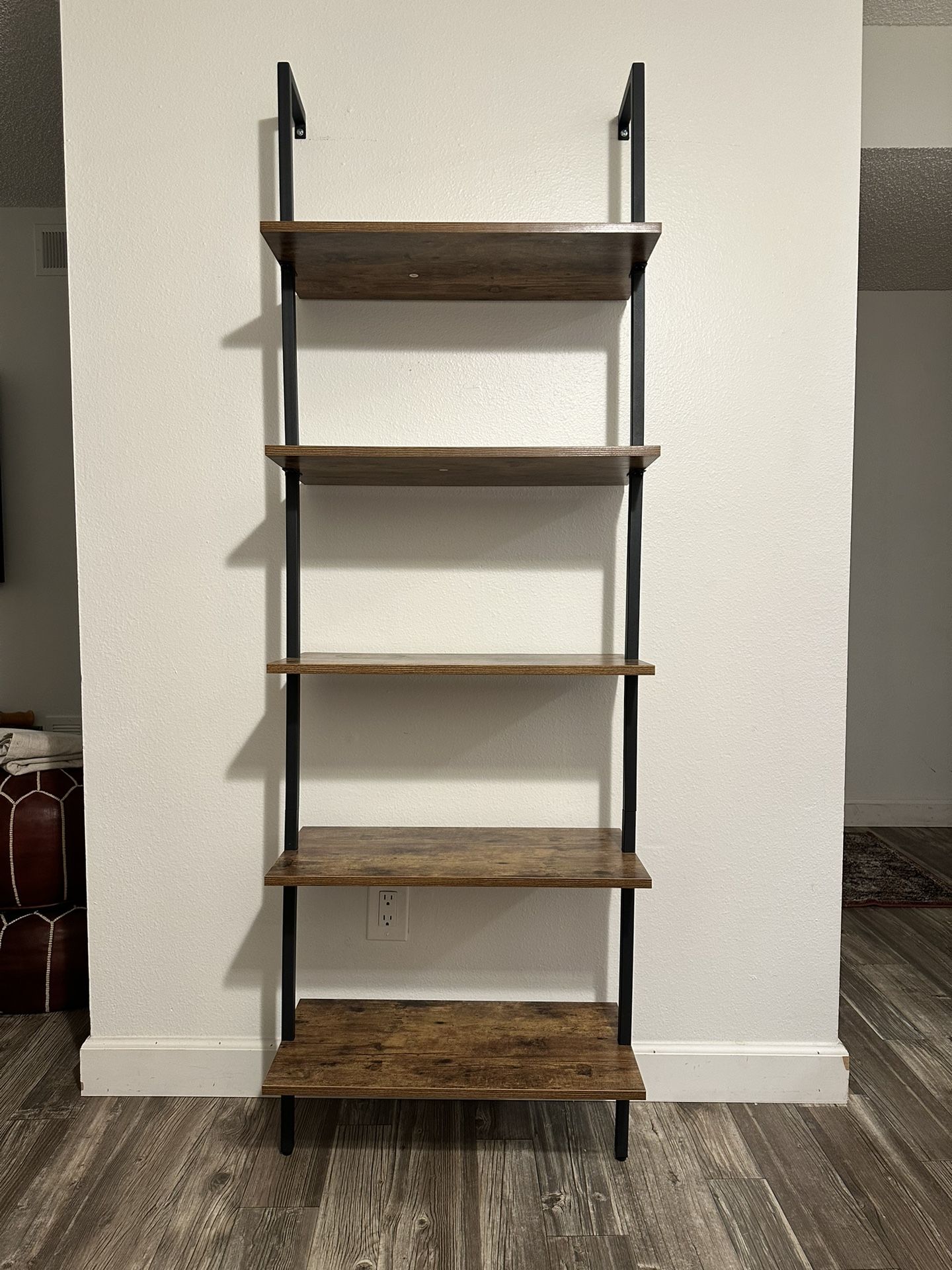 Wall Mount Bookshelf