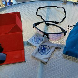 Blue shark poker glasses discount