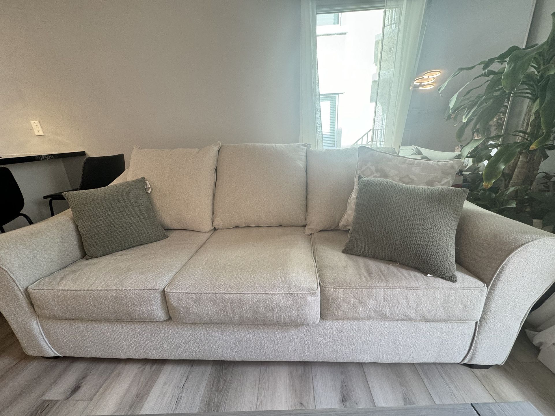 Sofa Set (love Seat And Sofa)