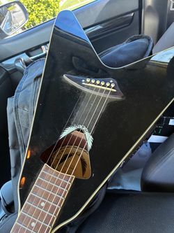 DEAN Electric V Shaped Guitar Very Clean Works Great