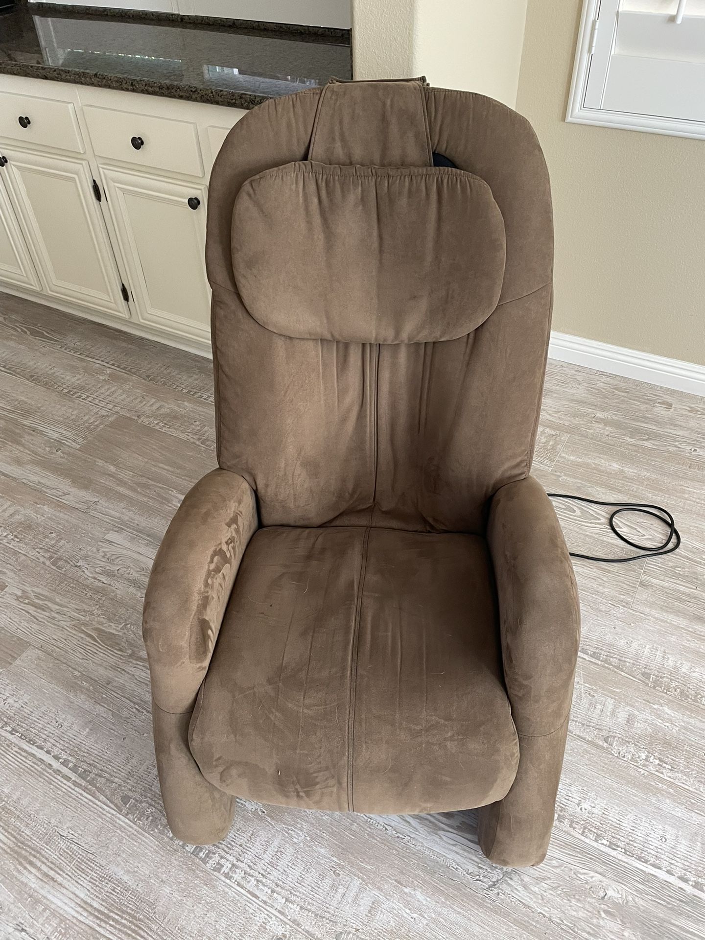 iJoy 300 Massage Chair