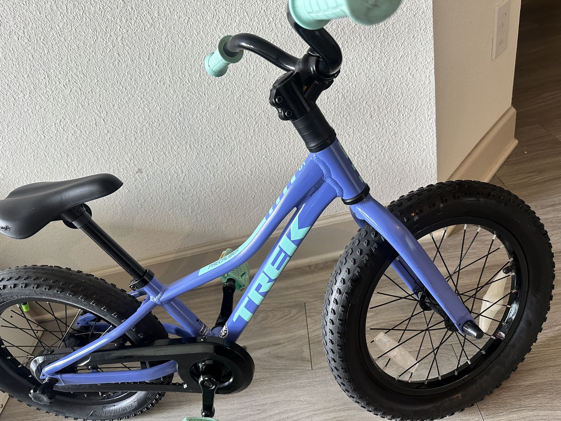 Bike - Trek Kids  Precaliber 16