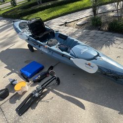 2018 Hobie Revolution 13 Kayak 