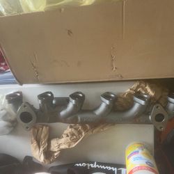Mopar EXHAUST Manifold