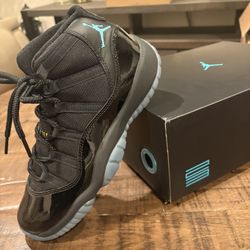 Jordan 11 Retro Gamma Blue (2025) (GS) Size 5.5y