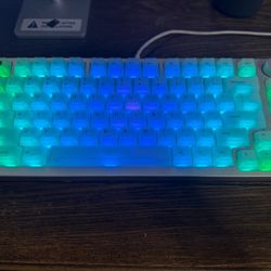 Glorious GMMK Pro 75% Keyboard 