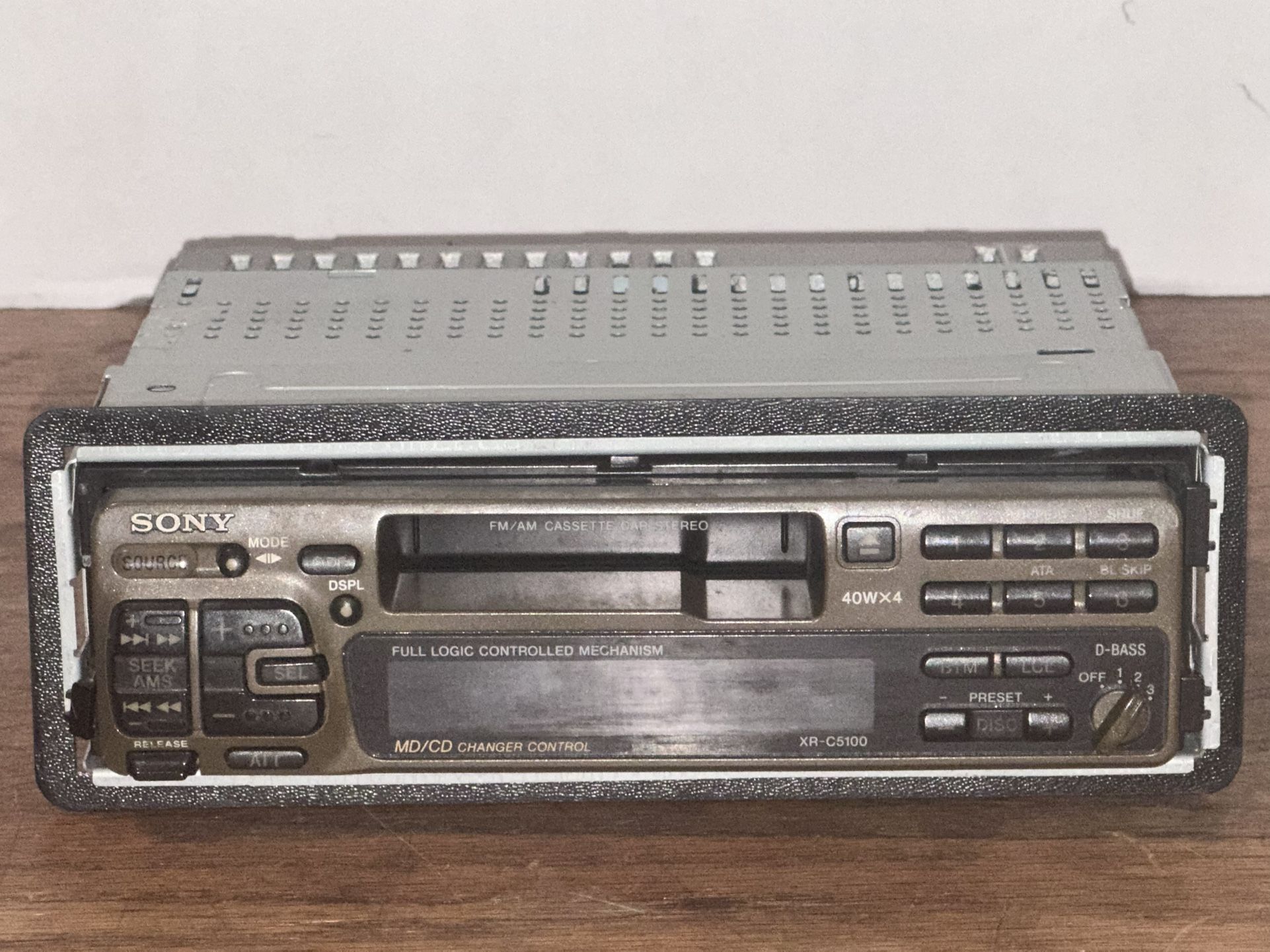 SONY FM/AM Cassette Car Stereo XR-C5100