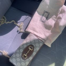 Horsebit 1955 Wallet-on-chain 