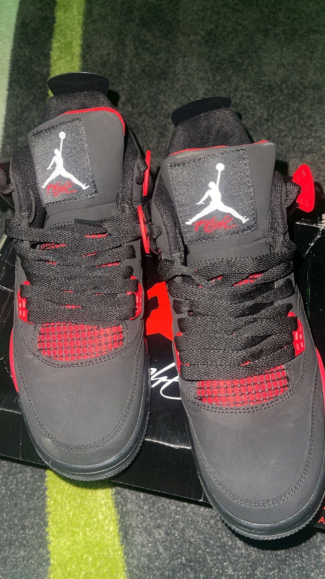 Jordan 4 Red Thunder