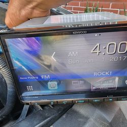 Estero kenwood carplay y autoandroi