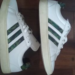 ADDIDAS Court