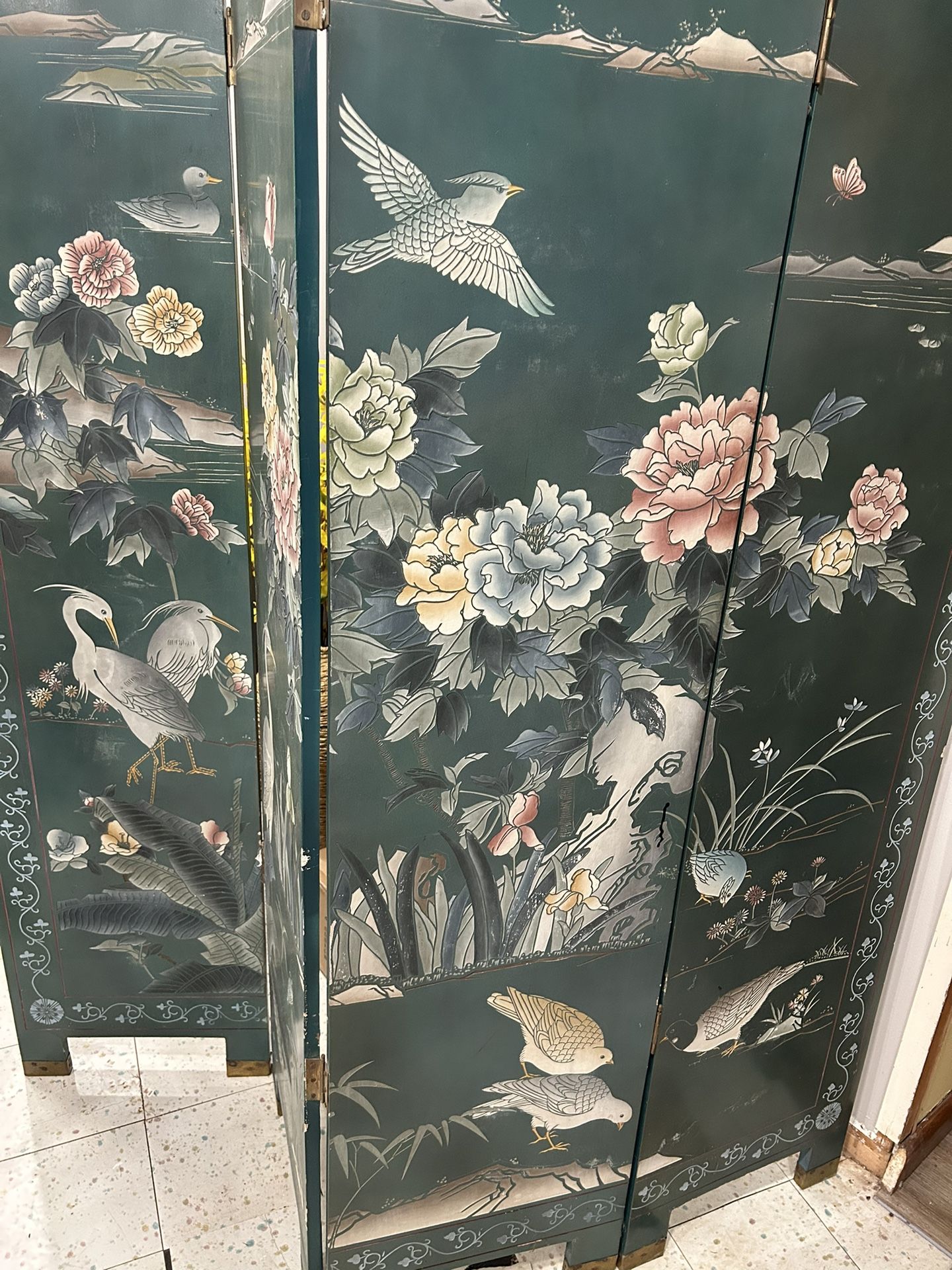 4 Panels Divider 