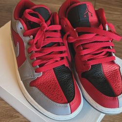 Nike Jordan Air 1 Low (Size 6.5 Women’s)