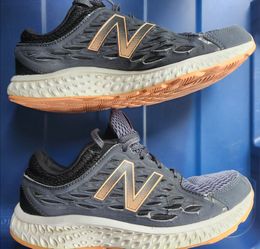 New Balance Womans 420v3 comfort ride, size 7.5