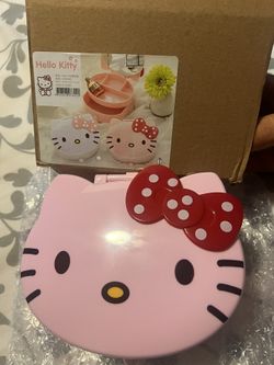 Brand New Hello Kitty Jewelry Box!