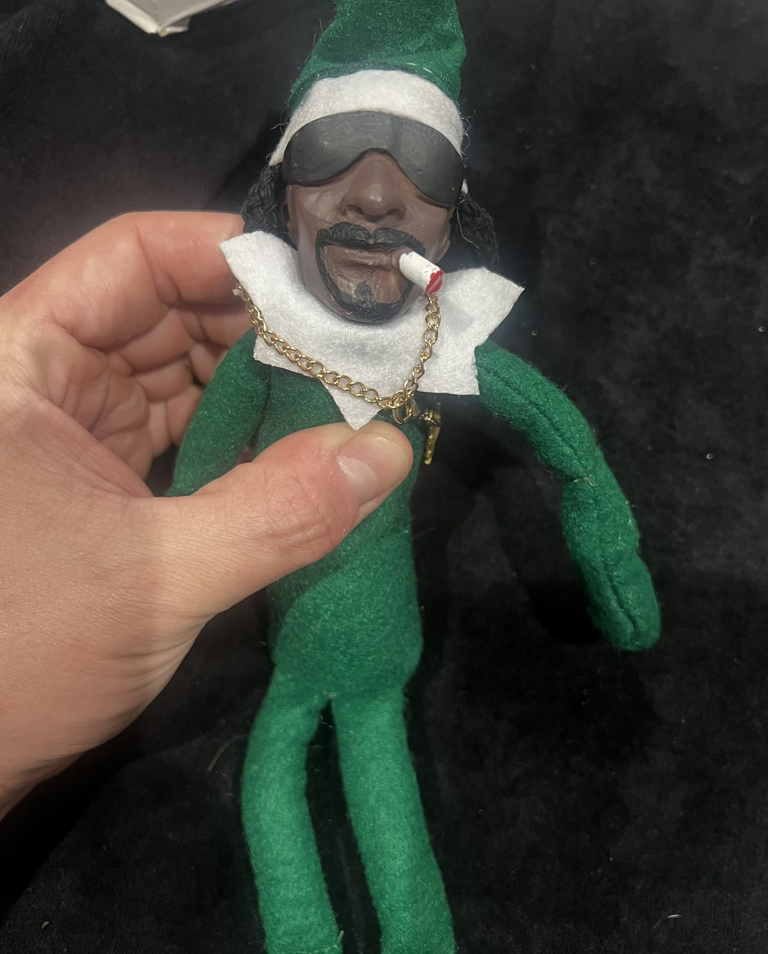 Snoop Dogg Elf On A Shelf 