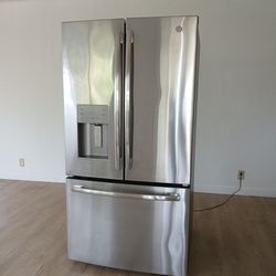 GE Refrigerator, Kitchen, Appliances